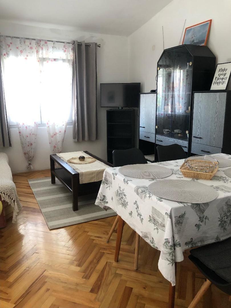 Apartman Suky Sukošan Dış mekan fotoğraf
