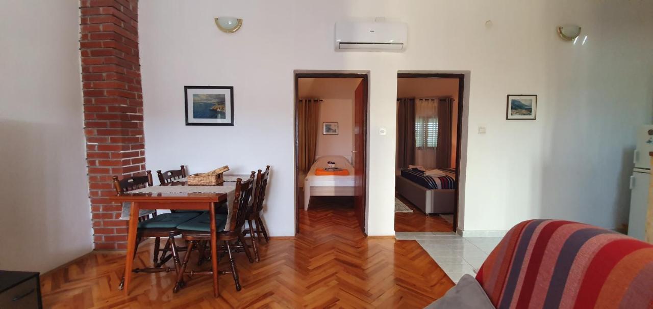 Apartman Suky Sukošan Dış mekan fotoğraf