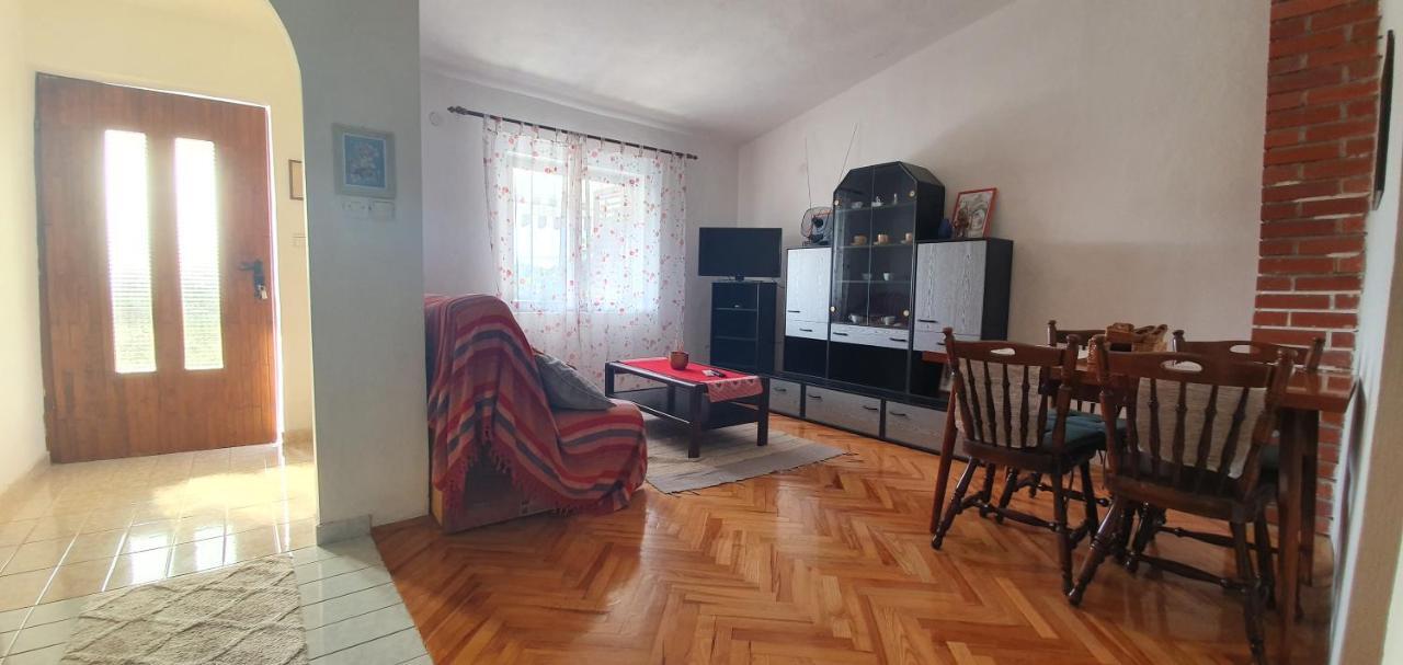 Apartman Suky Sukošan Dış mekan fotoğraf